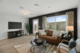 Photo #1: 2540793 Listing