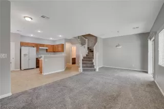 Photo #4: 2540831 Listing 