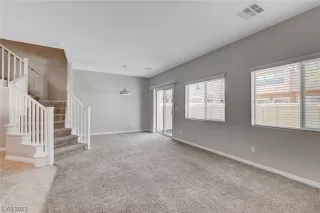 Photo #5: 2540831 Listing 