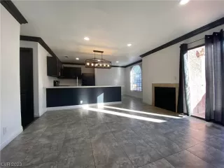 Photo #3: 2540912 Listing 