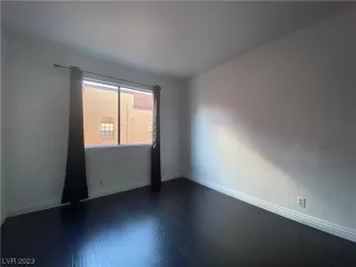 Photo #6: 2540912 Listing 