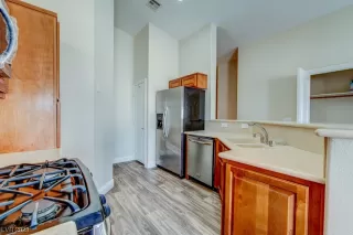 Photo #1: 2540917 Listing 