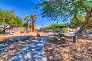 Photo #6: 2540917 Listing 