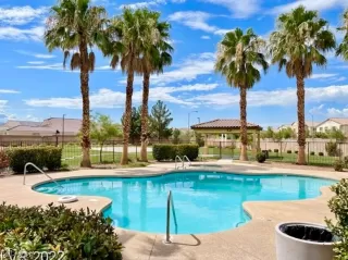 Photo #2: 2540929 Listing 