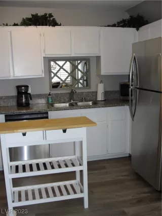 Photo #2: 2540945 Listing 