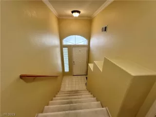 Photo #3: 2540967 Listing