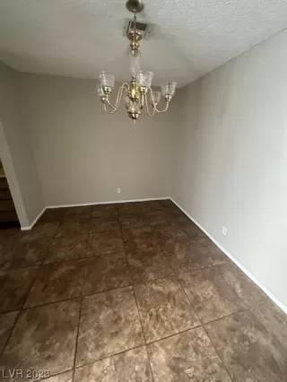 Photo #3: 2540977 Listing 