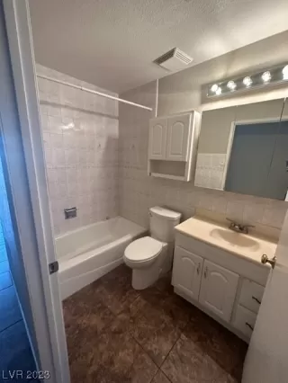Photo #5: 2540977 Listing 