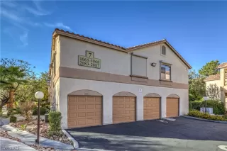Photo #1: 2540986 Listing 