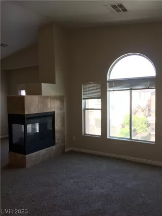 Photo #6: 2541003 Listing 