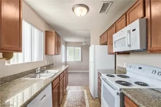 Photo #1: 2541054 Listing 