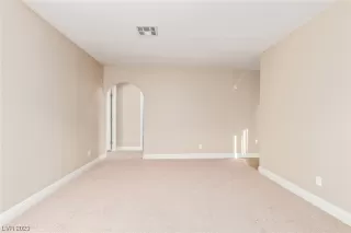 Photo #5: 2541054 Listing 