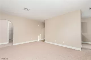 Photo #6: 2541054 Listing 