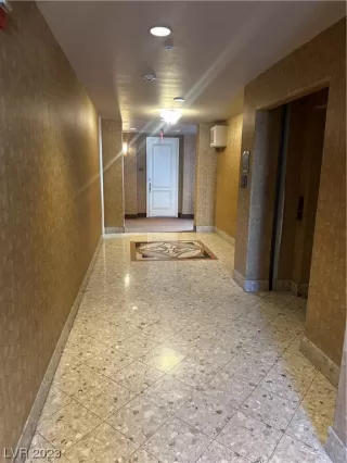 Photo #1: 2541063 Listing