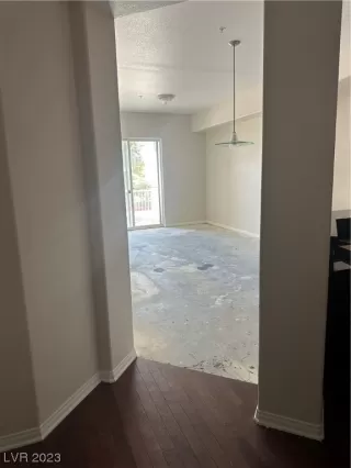 Photo #2: 2541063 Listing