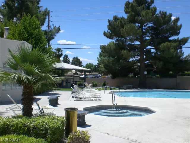 MLS: 2541066 Condo For Sale