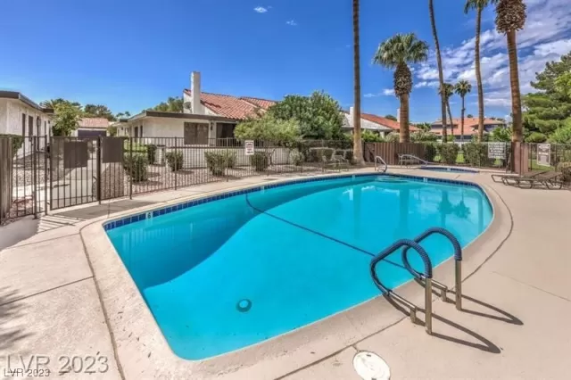 MLS: 2541068 Condo For Sale