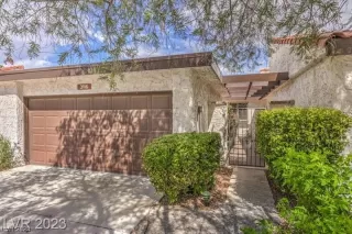 Photo #3: 2541068 Listing 