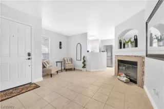 Photo #1: 2541087 Listing 