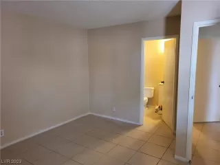 Photo #6: 2541093 Listing 