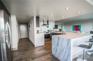 Photo #3: 2541121 Listing 