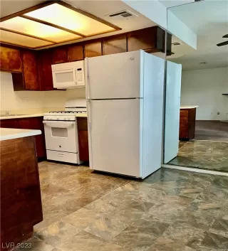 Photo #5: 2541135 Listing 