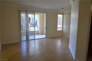 Photo #3: 2541142 Listing