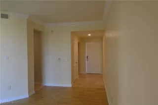 Photo #4: 2541142 Listing