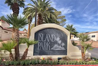 Photo #1: 2541146 Listing 