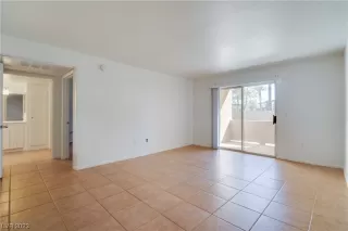 Photo #2: 2541154 Listing