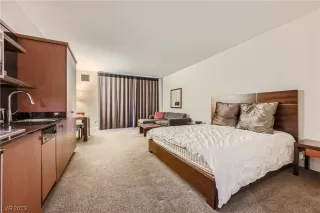 Photo #6: 2541168 Listing