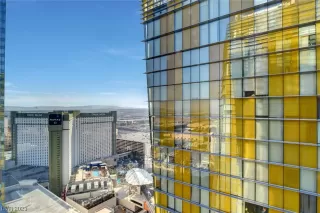 Photo #2: 2541169 Listing