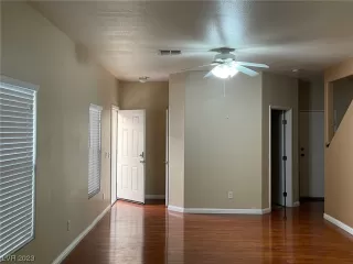 Photo #1: 2541177 Listing 