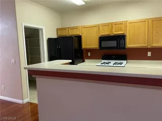 Photo #6: 2541177 Listing 