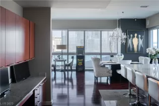 Photo #2: 2541184 Listing 