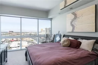 Photo #5: 2541184 Listing 