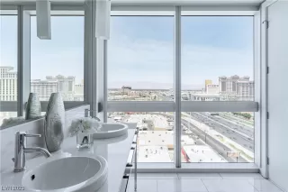 Photo #6: 2541184 Listing 