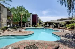 Photo #2: 2541198 Listing 