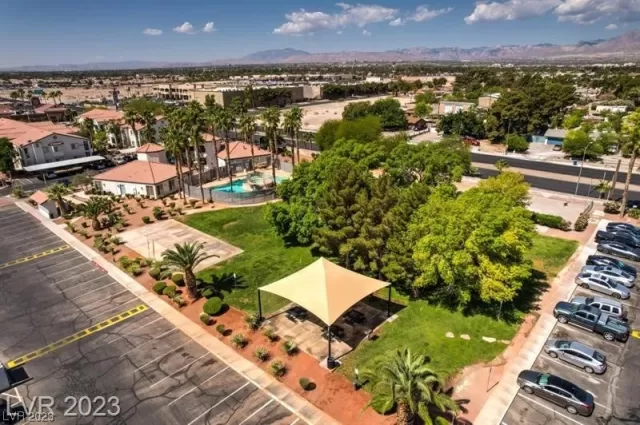 MLS: 2541205 Condo For Sale