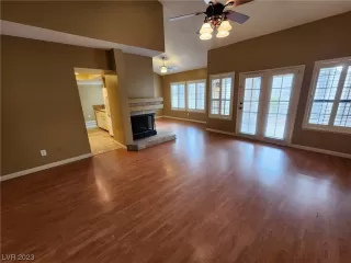 Photo #4: 2541209 Listing 