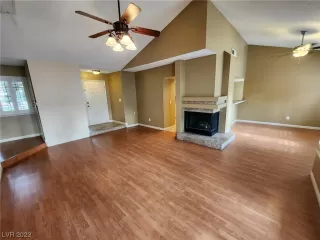 Photo #5: 2541209 Listing 