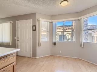 Photo #2: 2541244 Listing