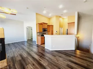 Photo #3: 2541267 Listing 