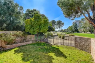 Photo #2: 2541312 Listing