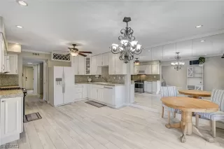 Photo #6: 2541312 Listing