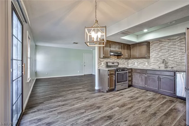 MLS: 2541318 Condo For Sale