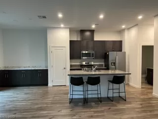 Photo #6: 2541321 Listing 