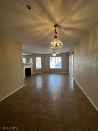 Photo #4: 2541359 Listing 