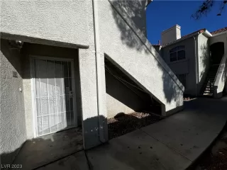 Photo #1: 2541416 Listing 