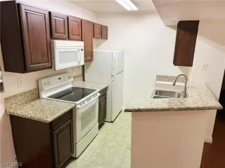 Photo #4: 2541448 Listing 